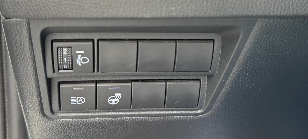 TOYOTA Yaris 1.6 GR Sport-image-16