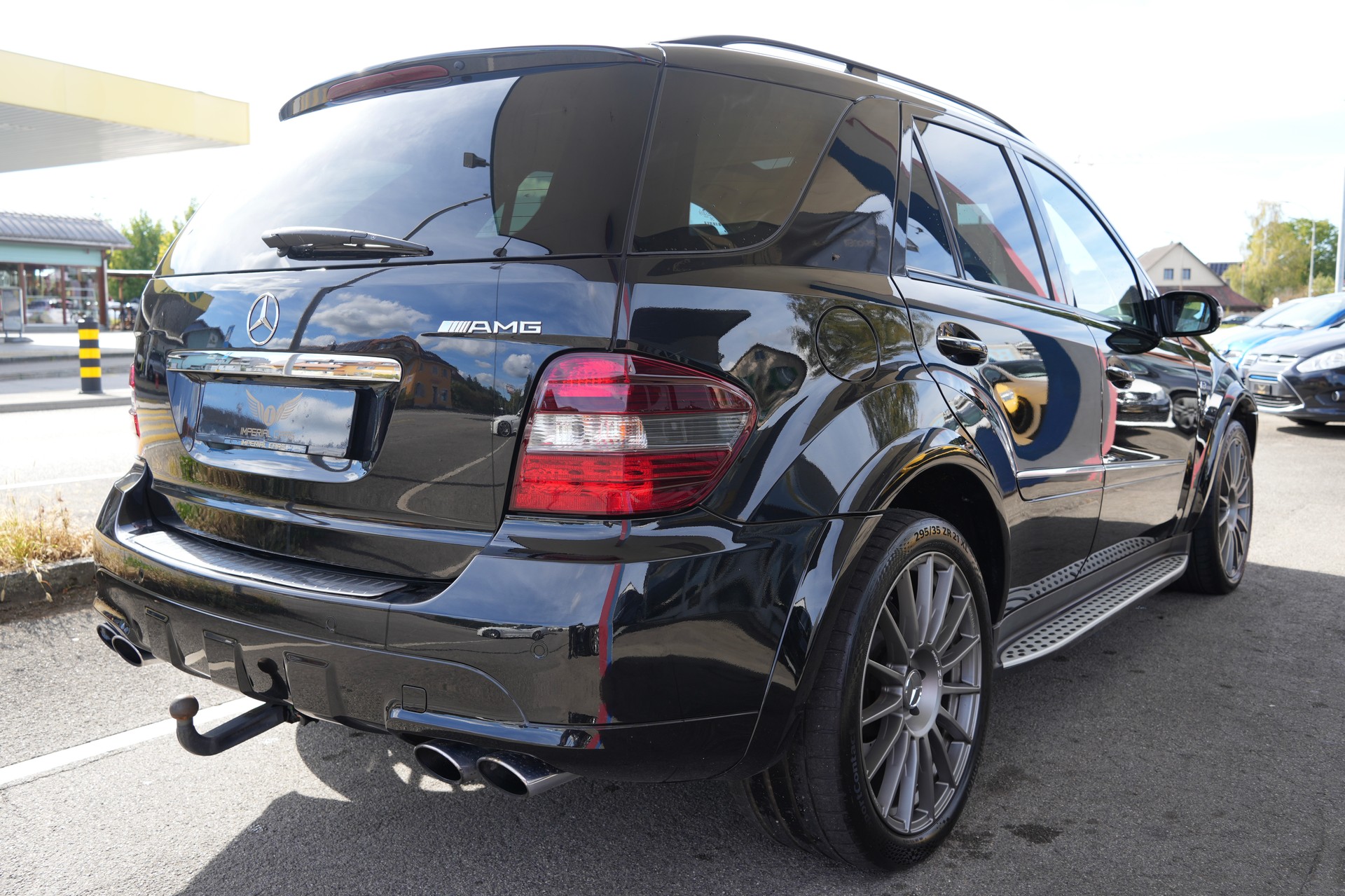 MERCEDES-BENZ ML 63 AMG 4Matic 7G-Tronic-image-4