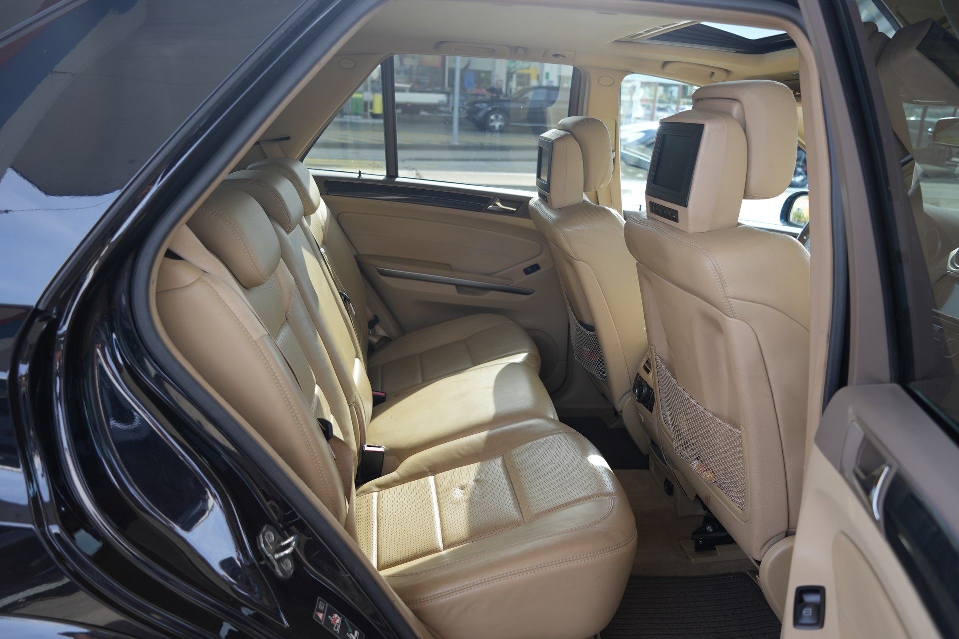 MERCEDES-BENZ ML 63 AMG 4Matic 7G-Tronic-image-9