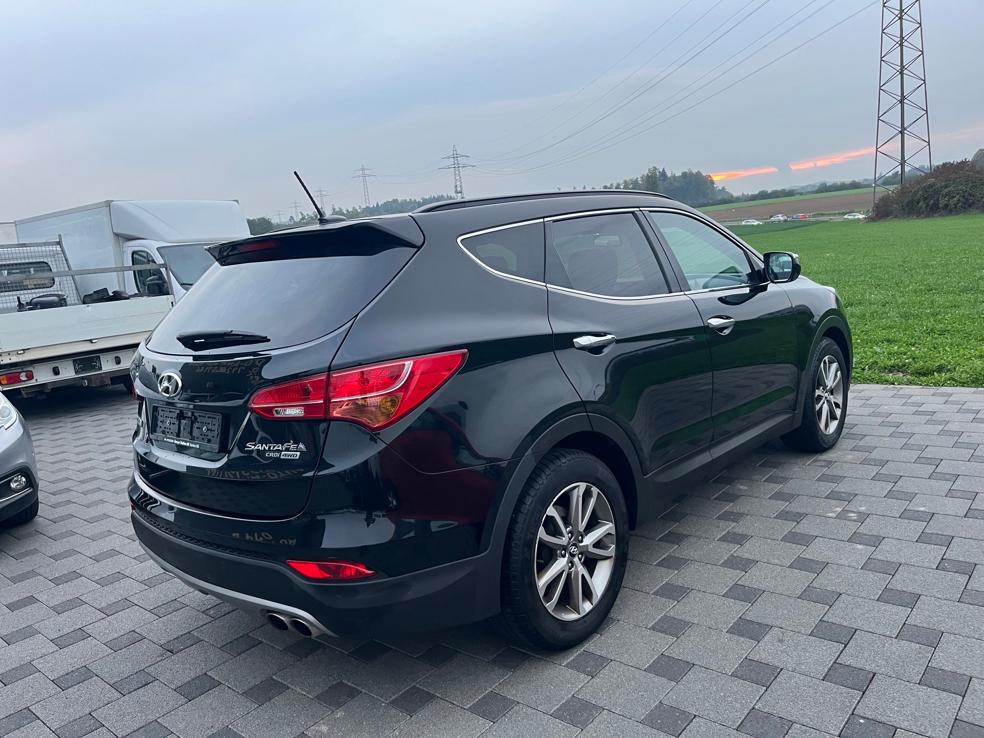 HYUNDAI Santa Fe 2.2 CRDI Comfort 4WD Automatic-image-4