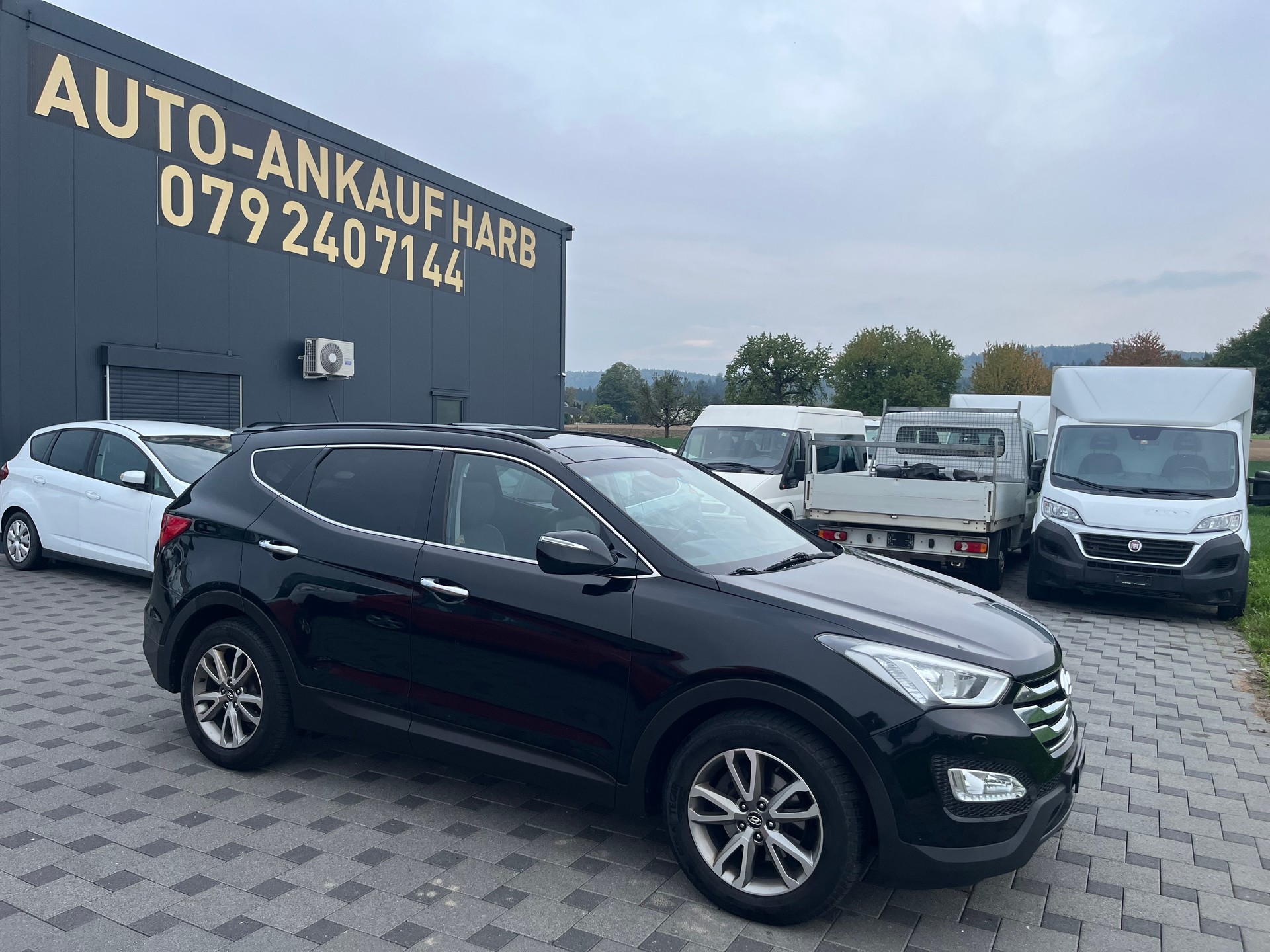 HYUNDAI Santa Fe 2.2 CRDI Comfort 4WD Automatic-image-0