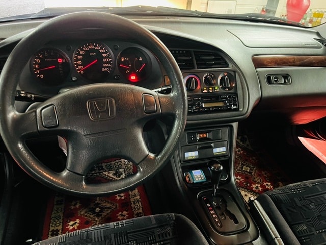 HONDA Accord 2.0i LS-image-15