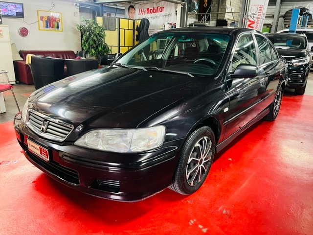 HONDA Accord 2.0i LS-image-2
