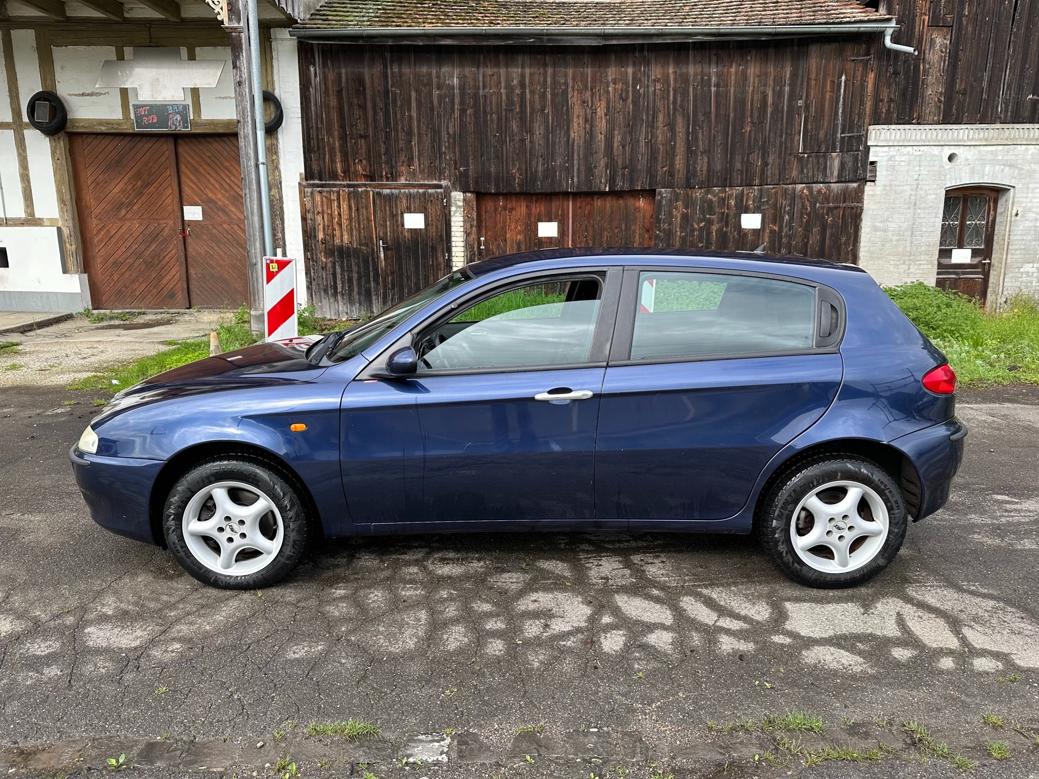 ALFA ROMEO 147 1.6 TS 16V Impression FIXPREIS — slika 1