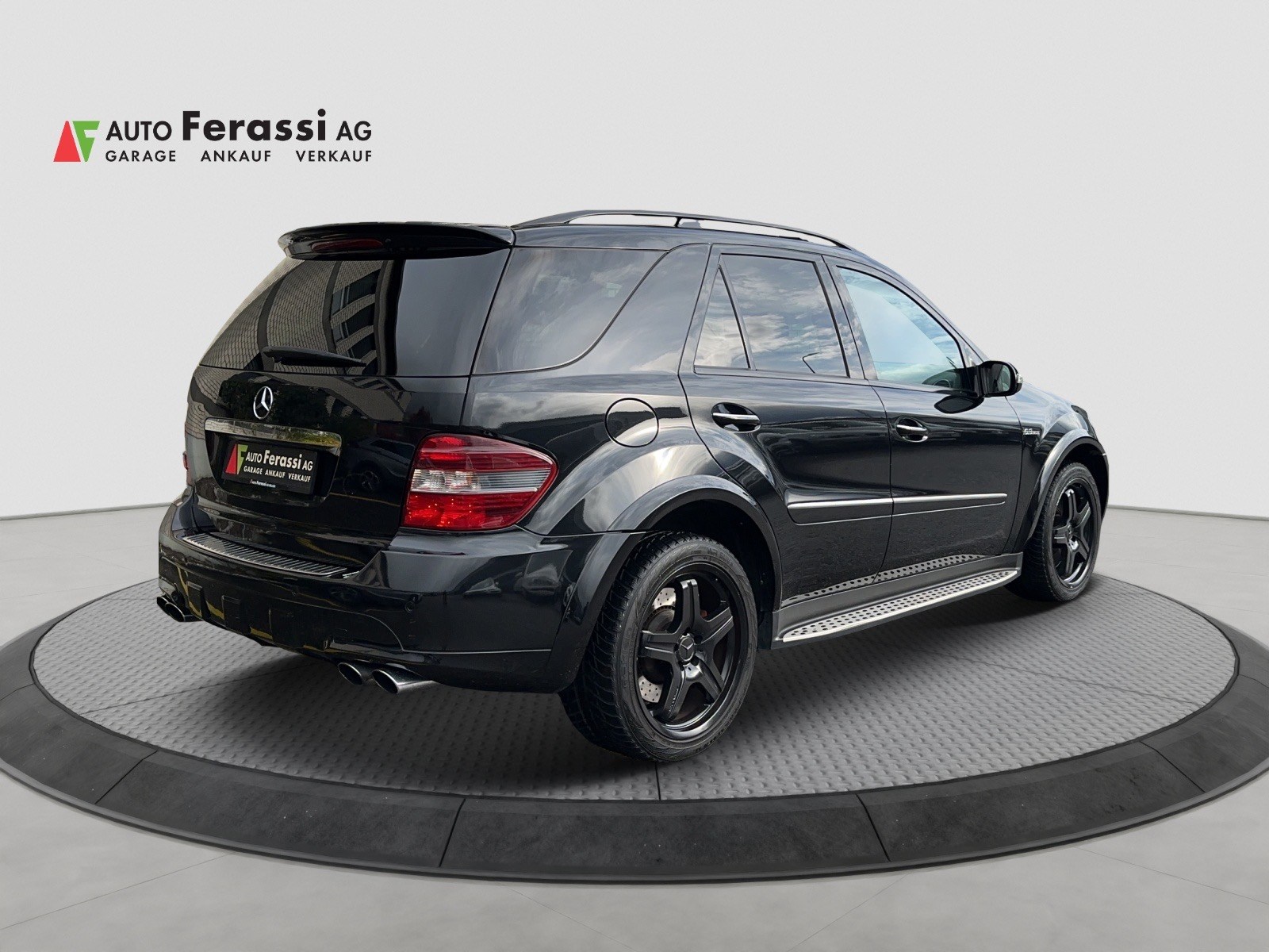 MERCEDES-BENZ ML 63 AMG 4Matic 7G-Tronic-image-4