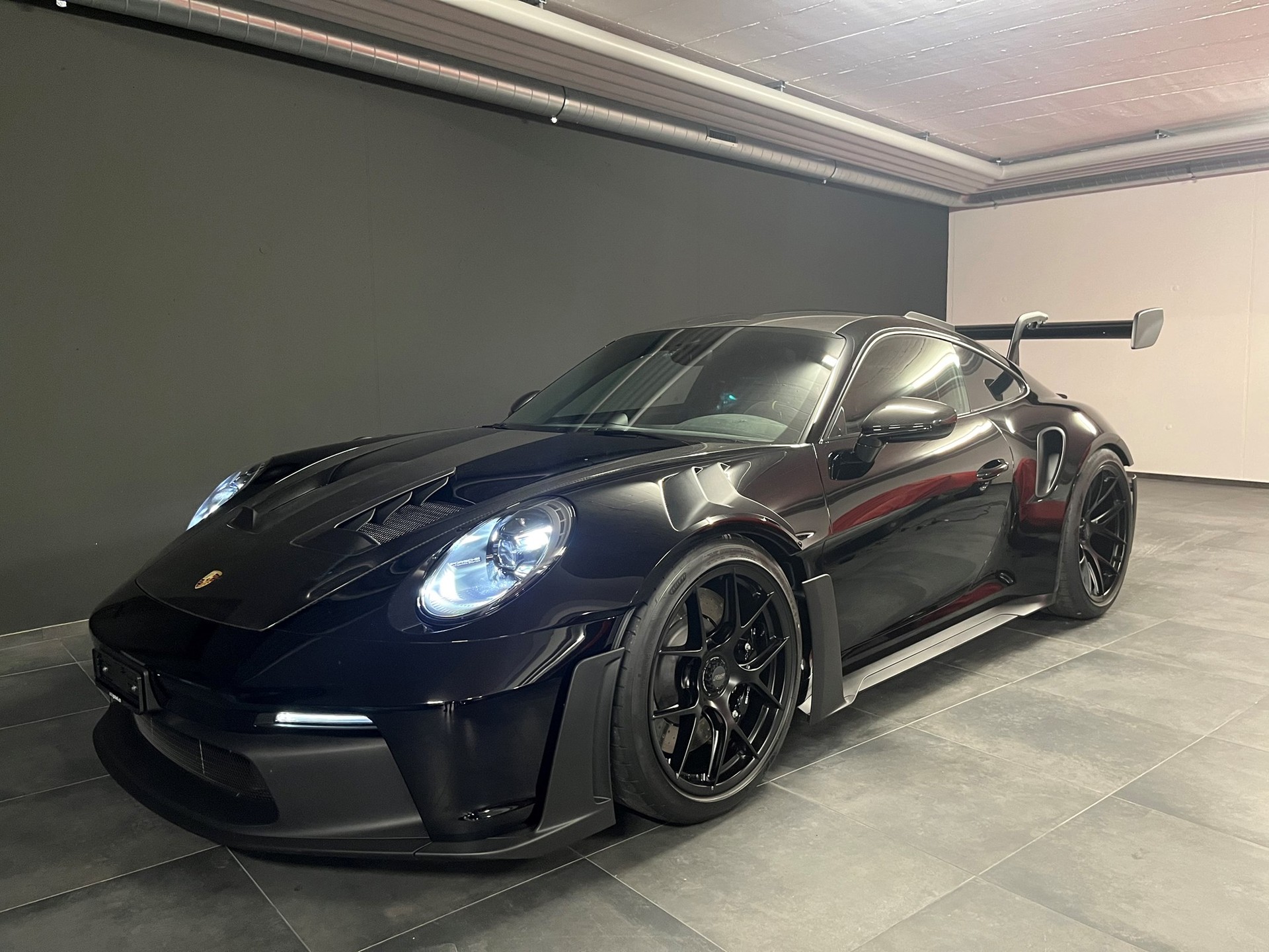 PORSCHE 911 GT3 RS-image-0