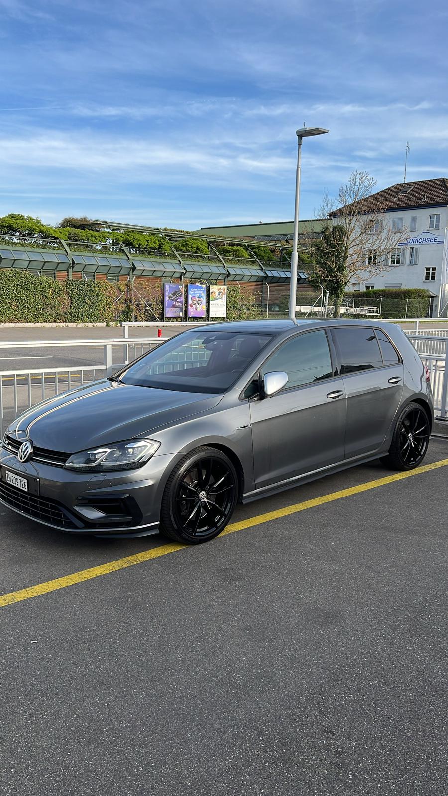 VW Golf VII R 2.0 TSI 4Motion DCC-image-4