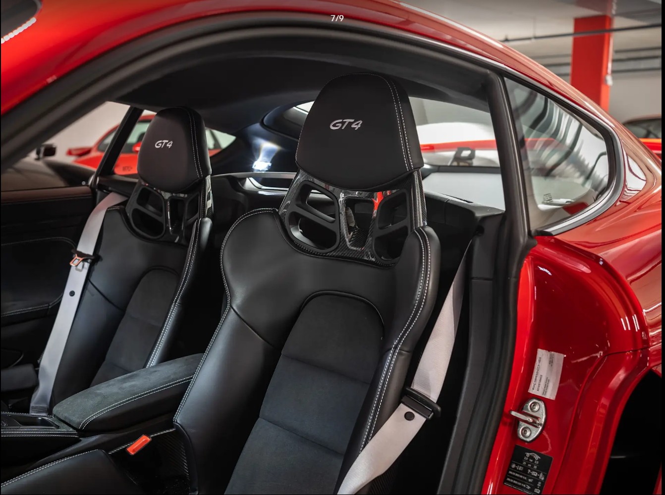 PORSCHE 718 Cayman GT4 PDK || Summer & Winter Tyres included-image-4