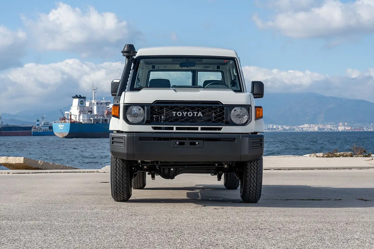 TOYOTA Land Cruiser GRJ78 LX 4.0 V6  Facelift 24+-image-3
