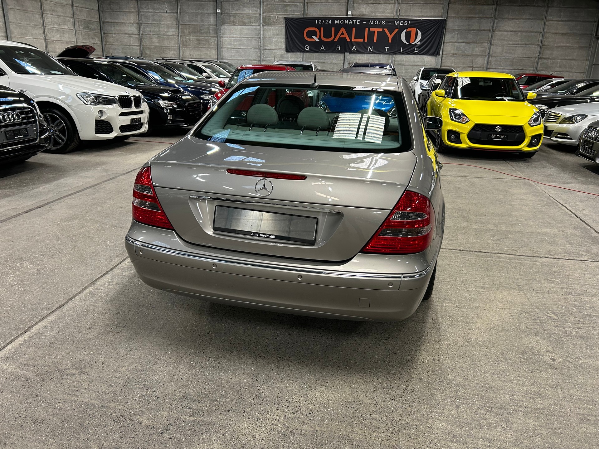 MERCEDES-BENZ E 320 Elégance 4Matic Automatic-image-4