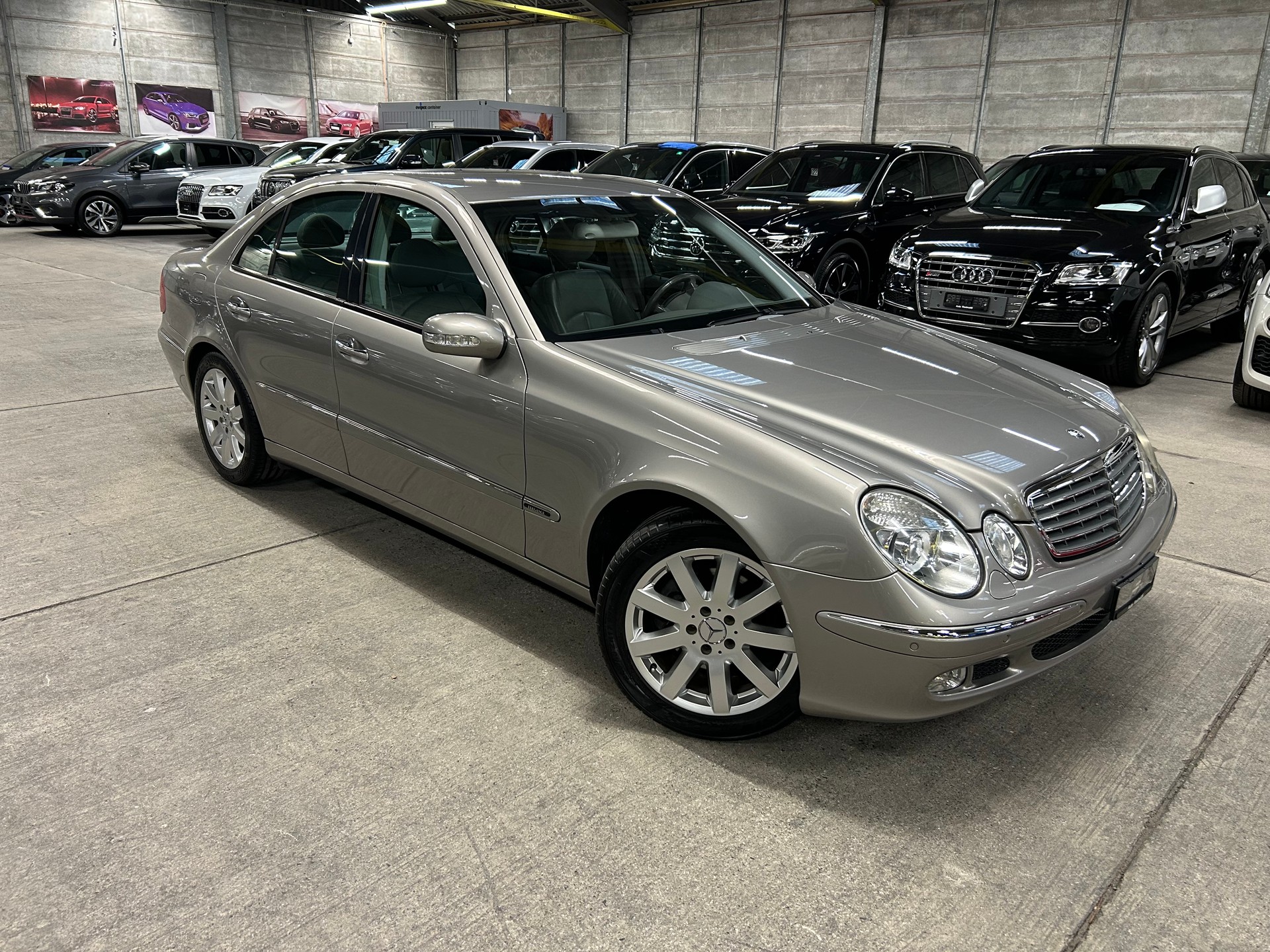 MERCEDES-BENZ E 320 Elégance 4Matic Automatic-image-0
