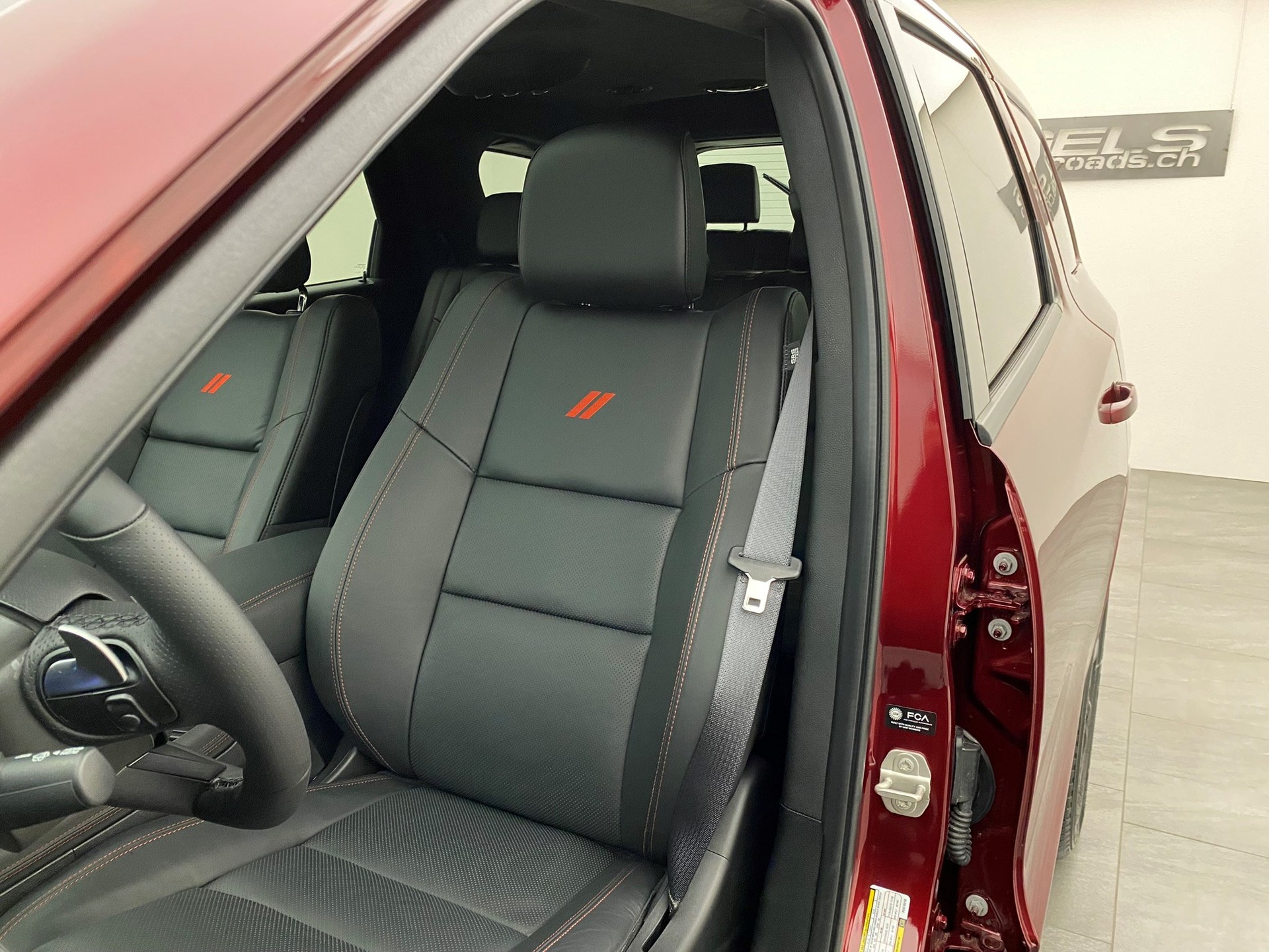 DODGE Durango R/T 5.7 Premium AWD-image-6