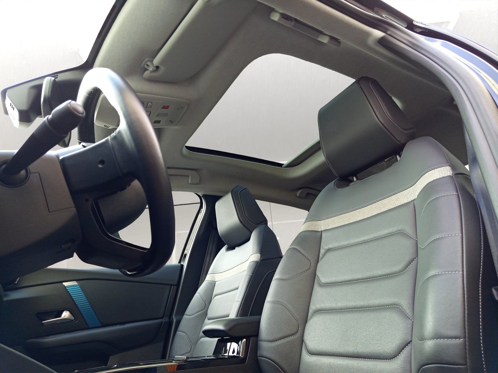 CITROEN C4 X 100 kW Shine Pack-image-13