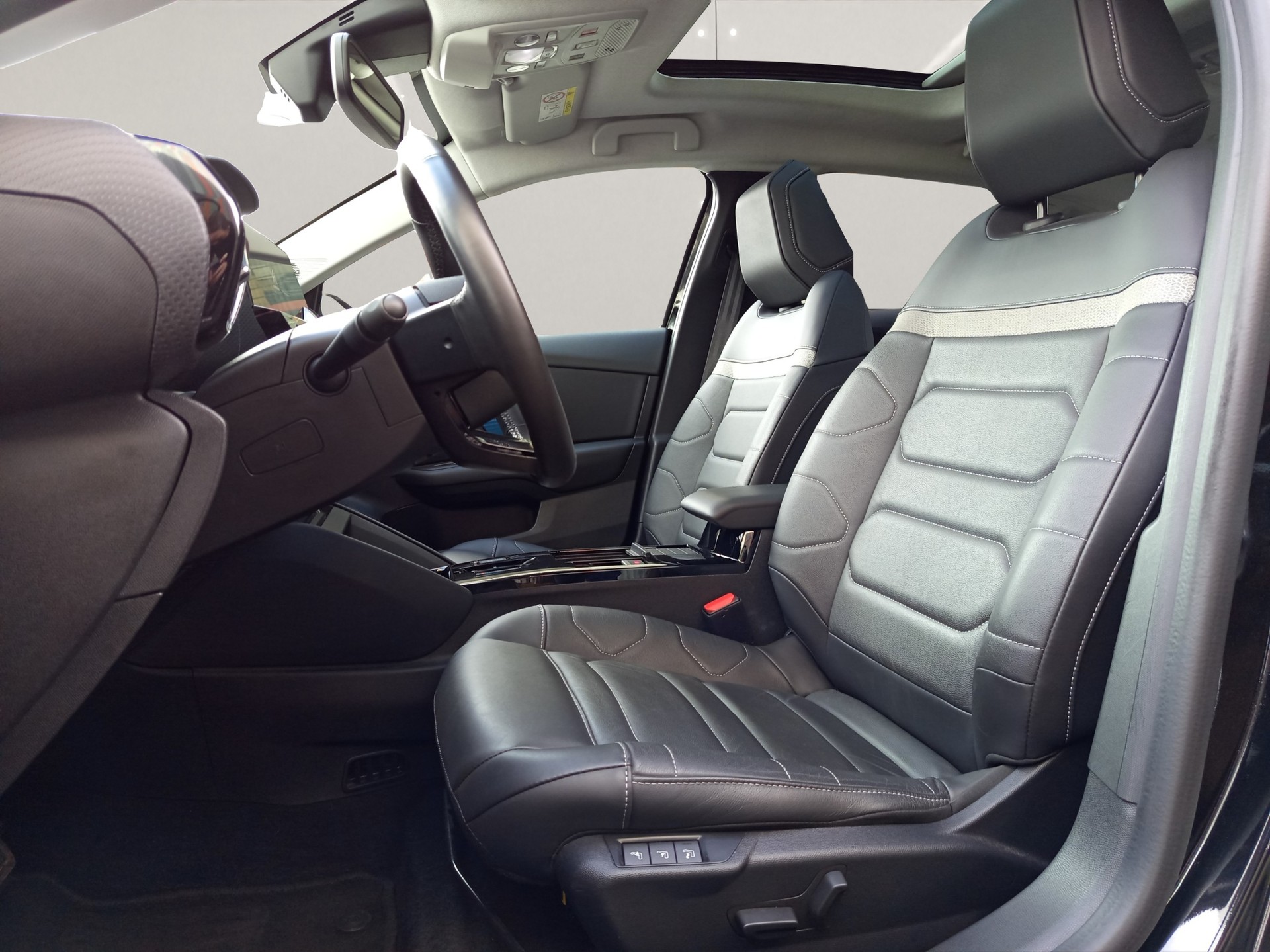 CITROEN C4 X 100 kW Shine Pack-image-11