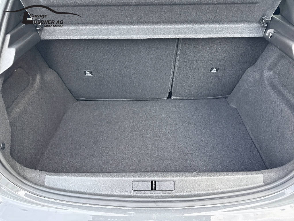 PEUGEOT 208 1.2 PureTech Active-image-16