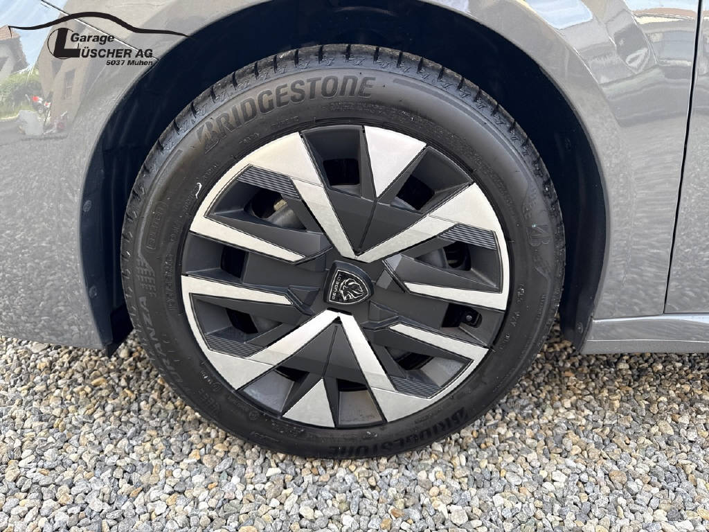 PEUGEOT 208 1.2 PureTech Active-image-17