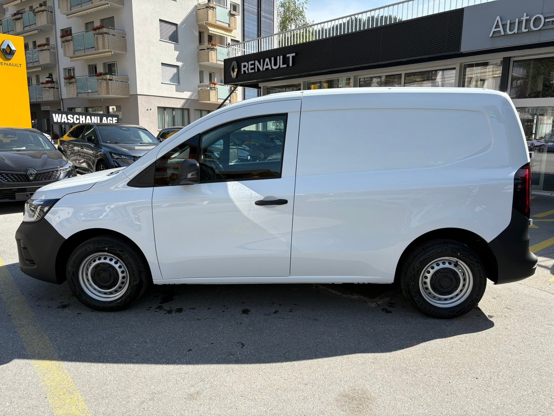 RENAULT Kangoo Van 1.3 TCe ST Extra-image-5