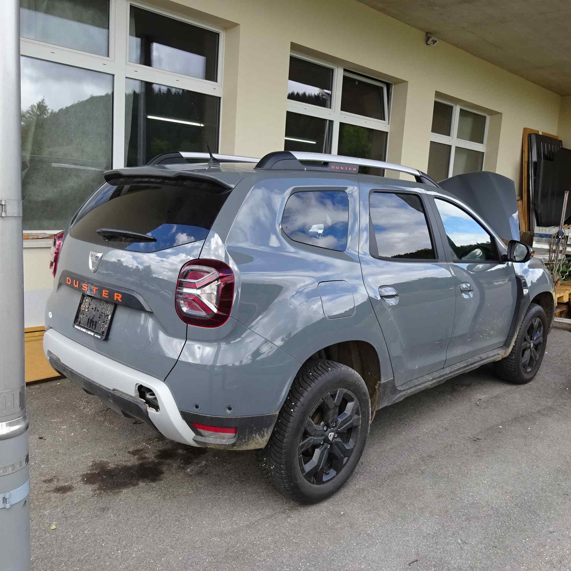 DACIA Duster TCe 150 Extreme 4x4-image-0