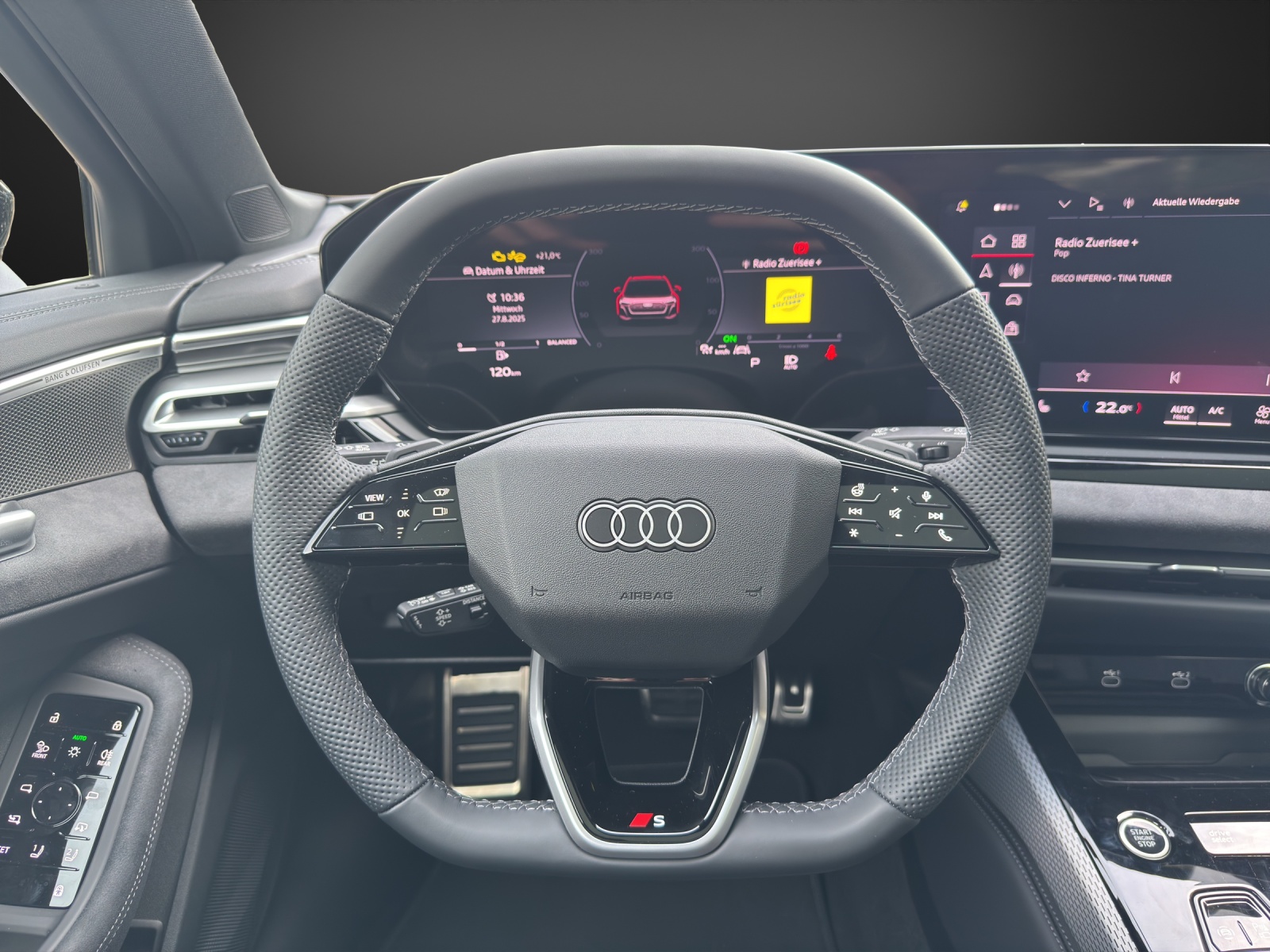 AUDI A5 Avant TDI quattro 150 kW Attraction S tronic-image-10