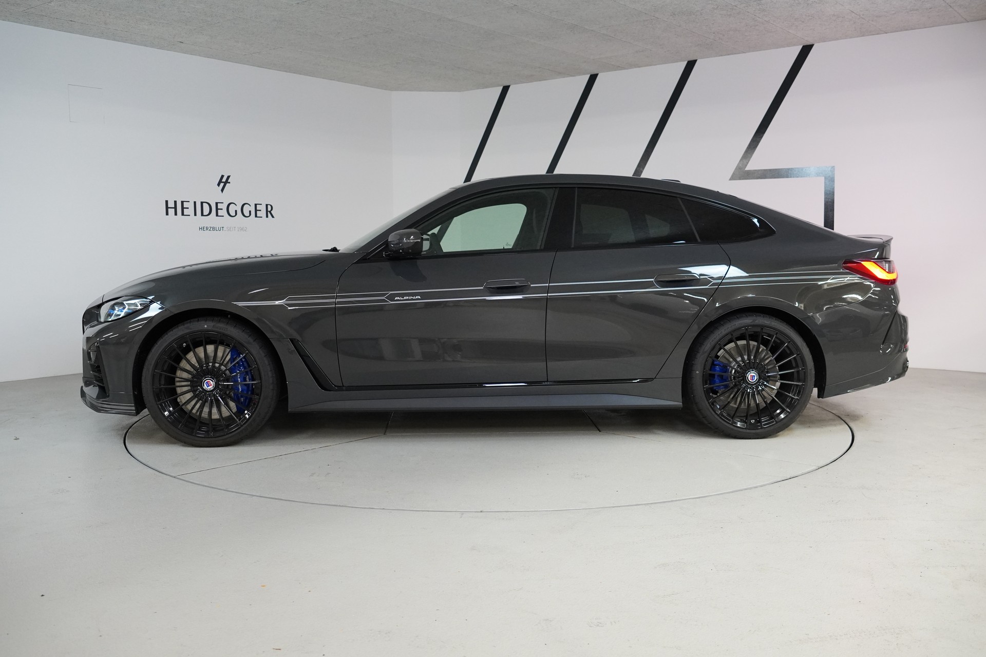 BMW-ALPINA B4 Gran Coupé 3.0 xDrive S-Tronic-showroom-element-3