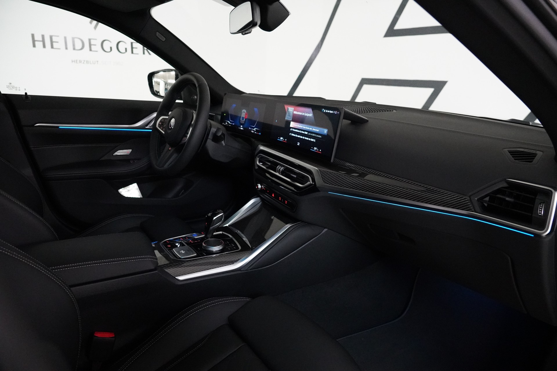 BMW-ALPINA B4 Gran Coupé 3.0 xDrive S-Tronic-image-18