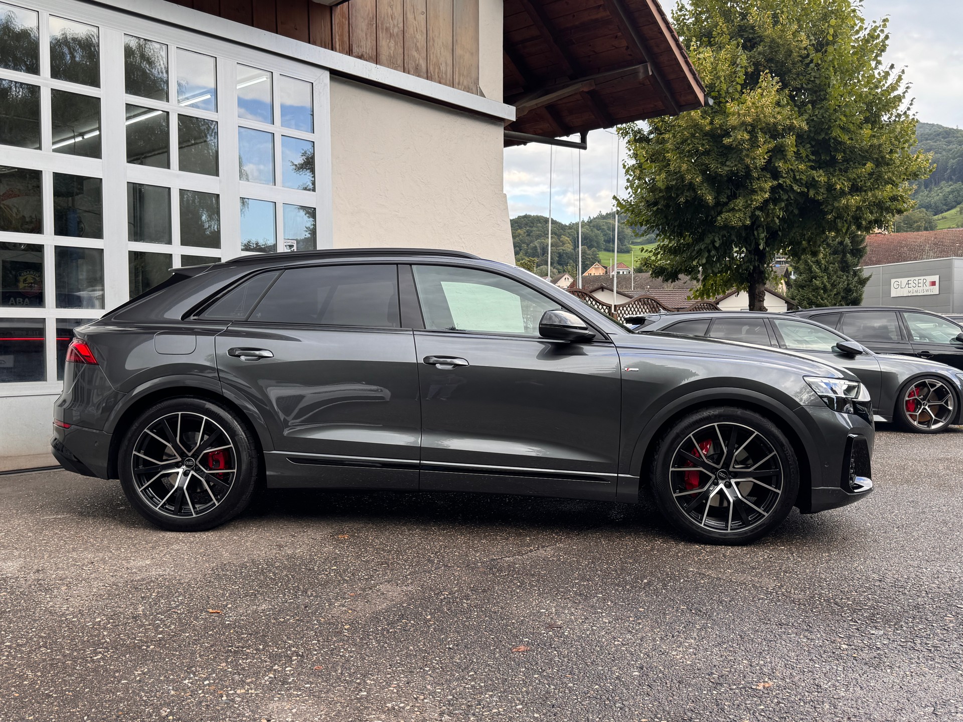 AUDI Q8 SUV 50 TDI quattro-image-4