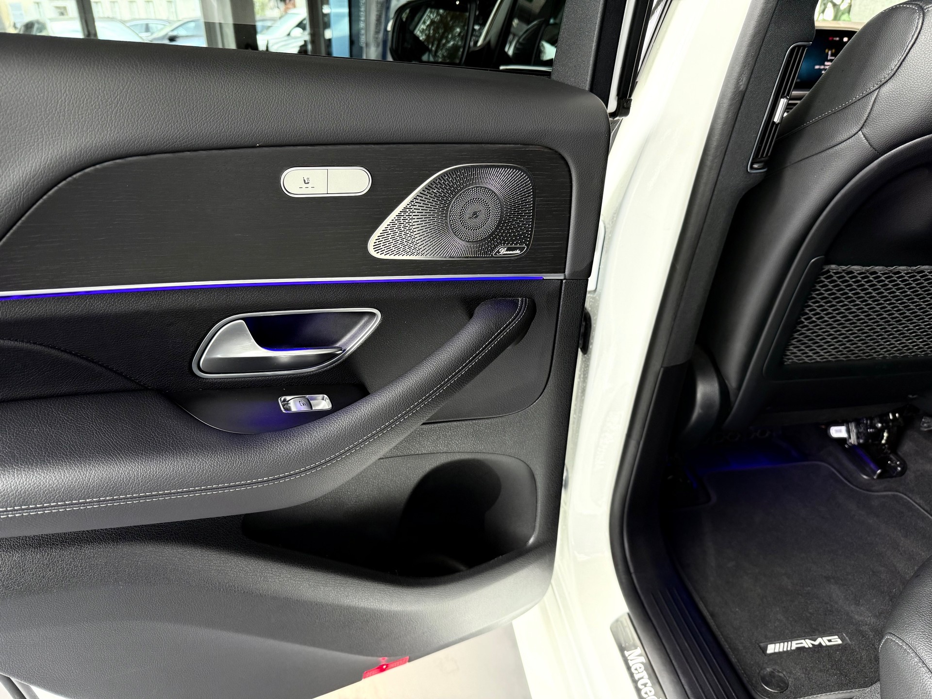 MERCEDES-BENZ GLE 400 d 4Matic AMG Line 9G-Tronic-image-10