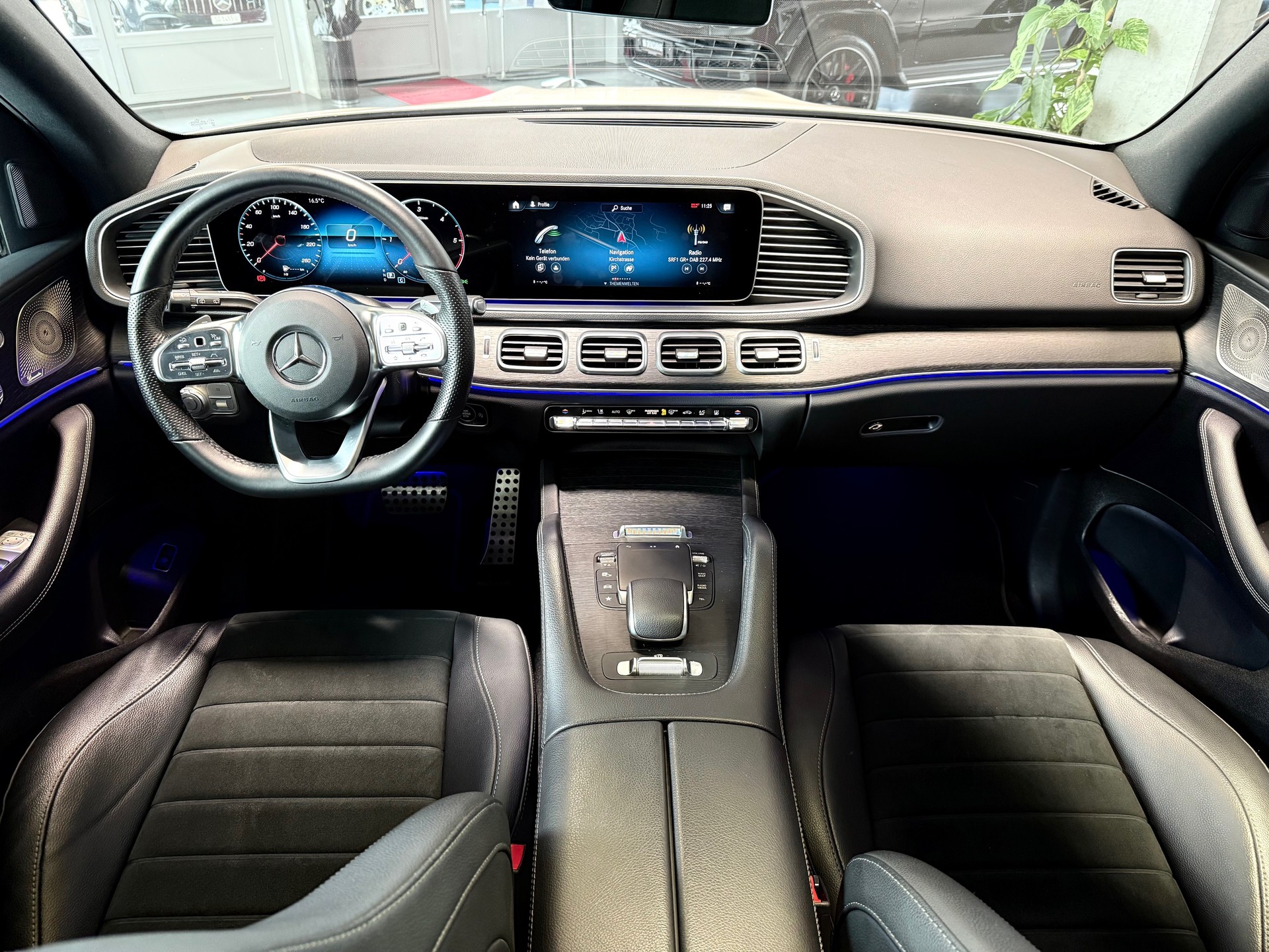 MERCEDES-BENZ GLE 400 d 4Matic AMG Line 9G-Tronic-image-12