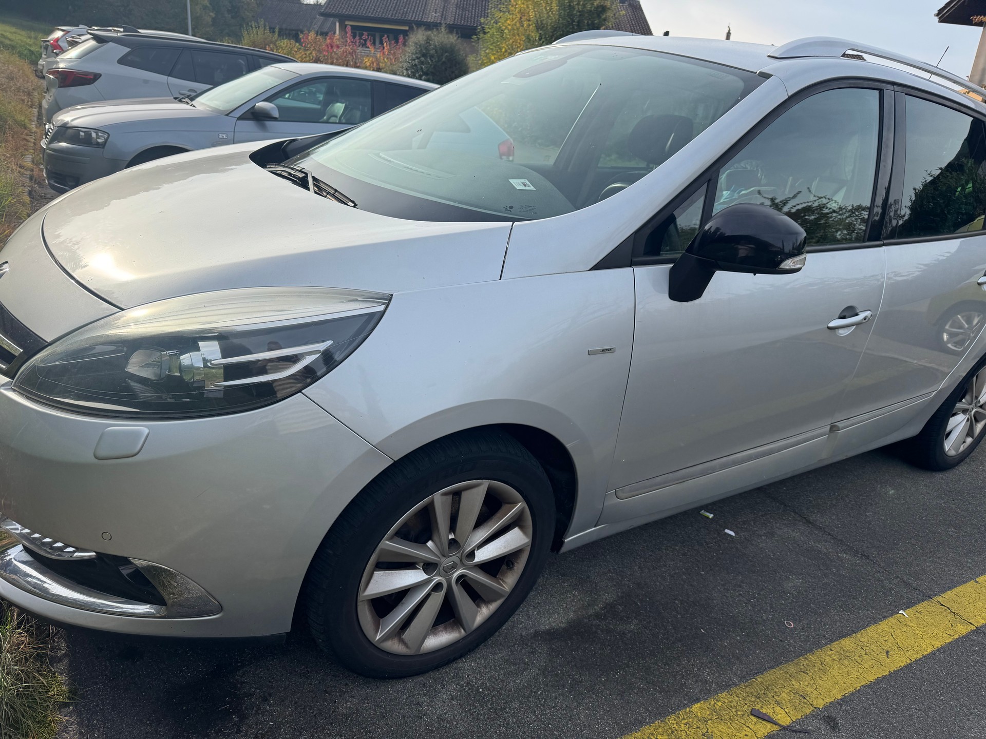 RENAULT Grand Scénic 2.0 dCi Swiss Edition Automatic-image-5