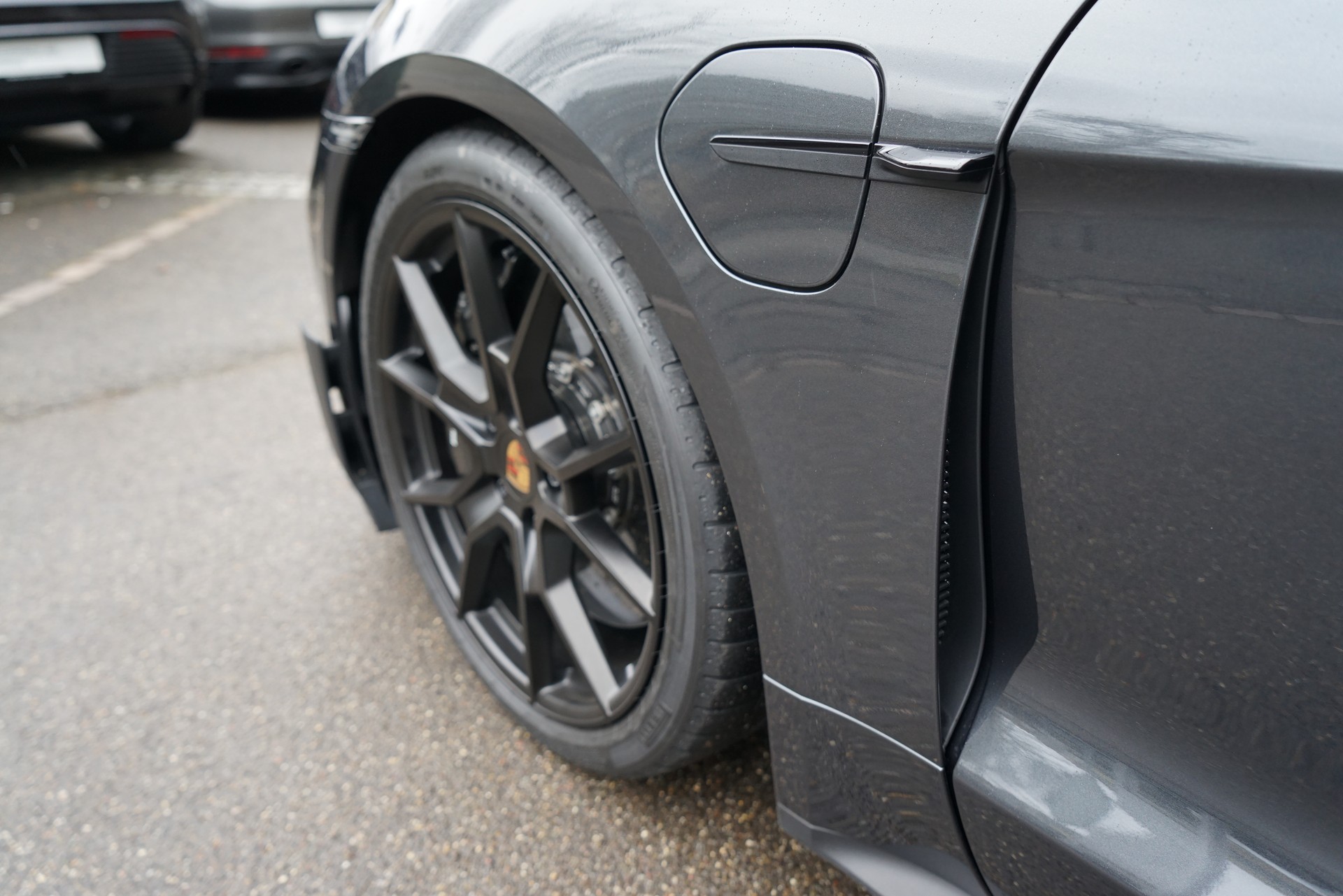 PORSCHE Taycan Turbo GT 104kWh-image-8
