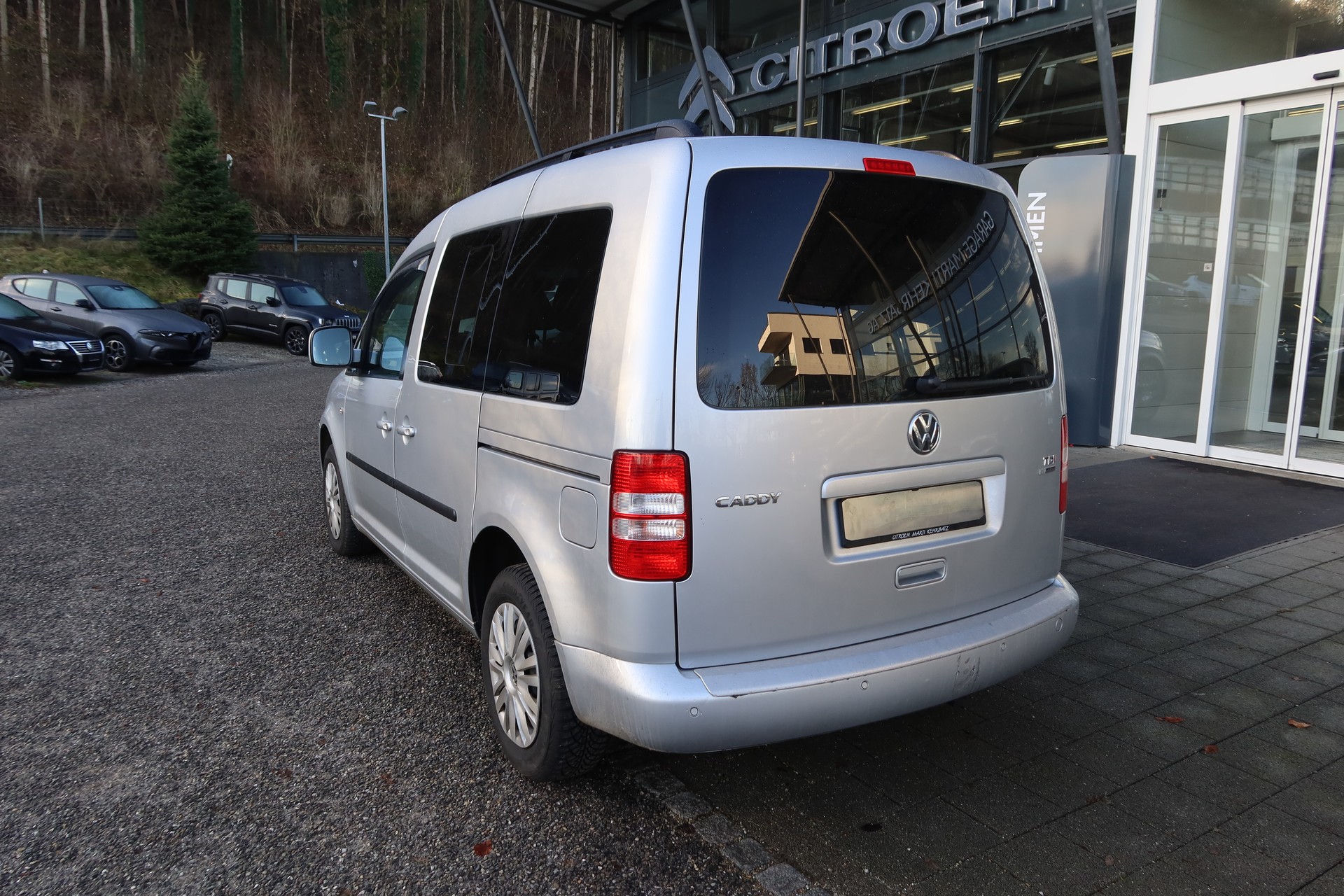 VW Caddy 1.6TDI BMT Trend A-image-3