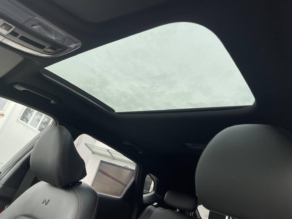 HYUNDAI Kona 1.6 GDi Hybrid N-Line-image-8