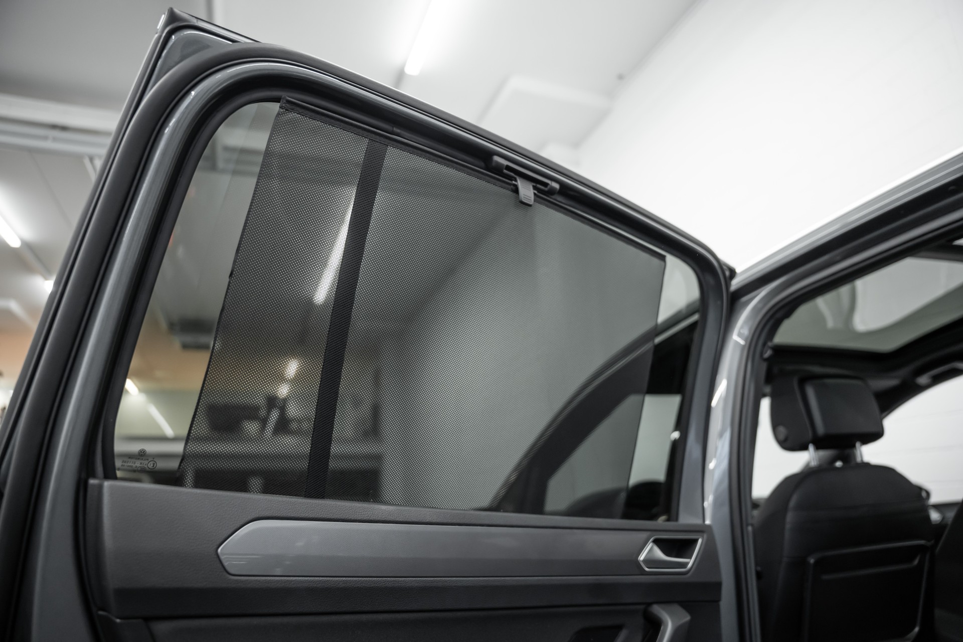 VW Touran 1.5 TSI R LINE EVO Highline DSG *7-Plätzer*-image-17