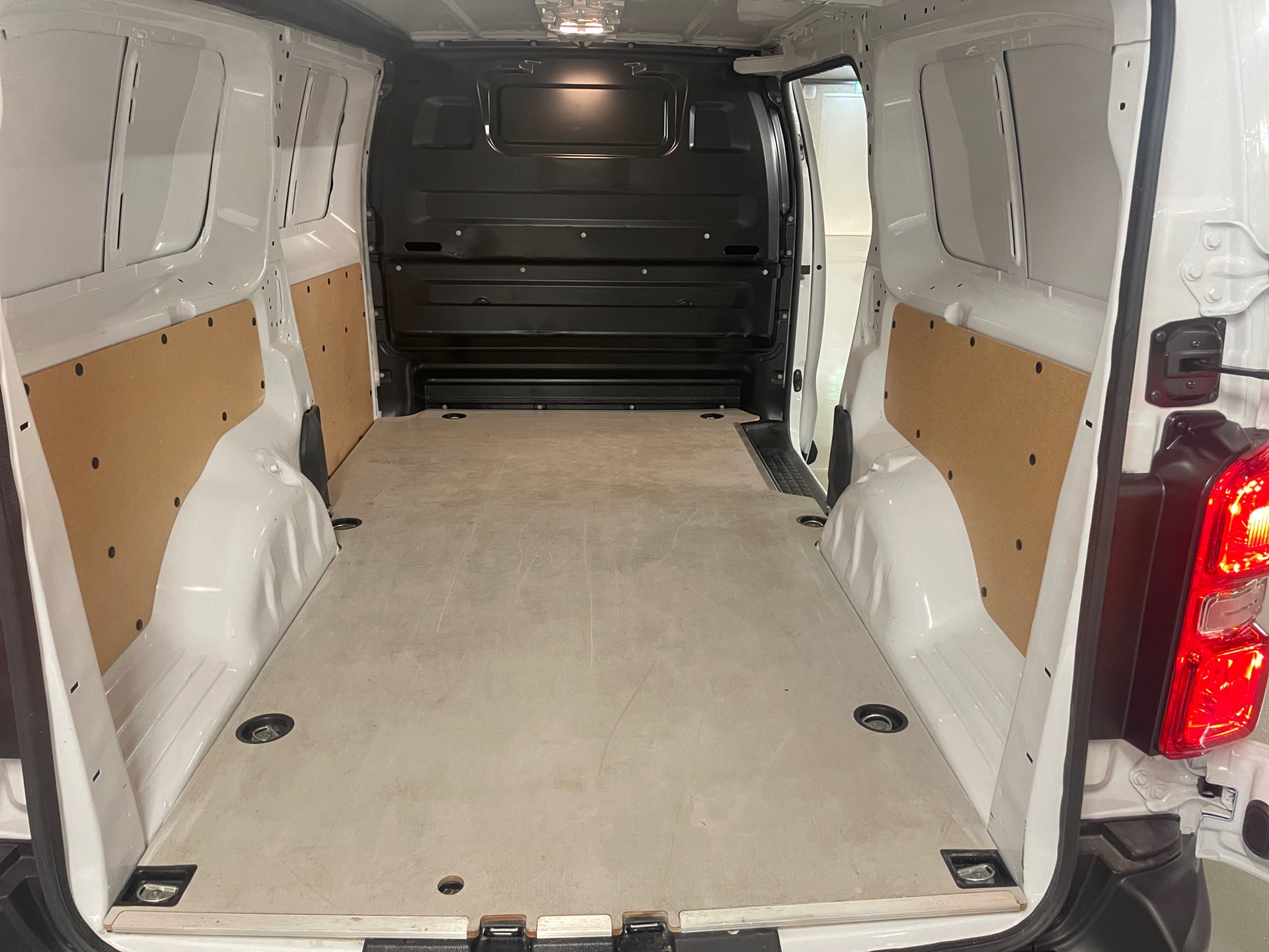 OPEL Vivaro Cargo 2.0 D s/s L3 / Pack City/Grip Control/Camera de recul/Suspension utile augmentée-image-15