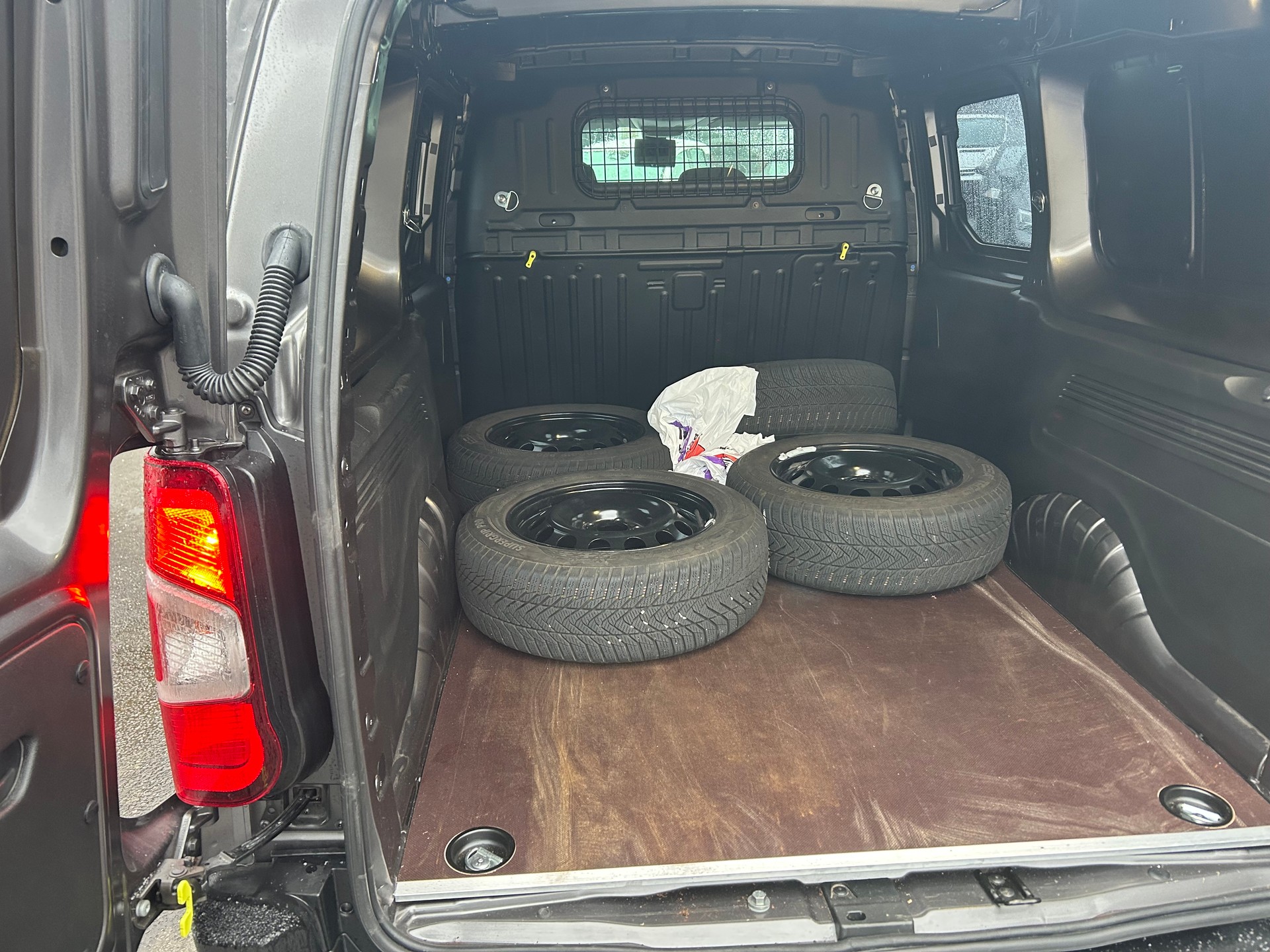 CITROEN Berlingo Van 1.5 Blue HDi 130 s/s Long-image-5