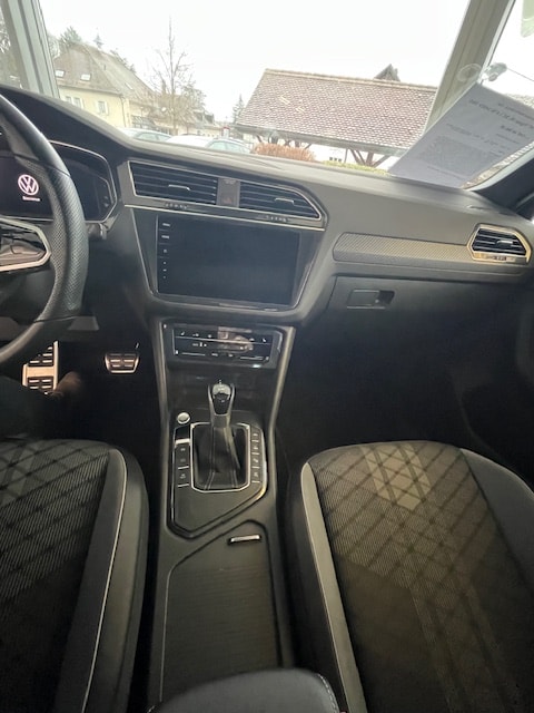 VW Tiguan 1.4TSI PHEV R-Line DSG-image-6