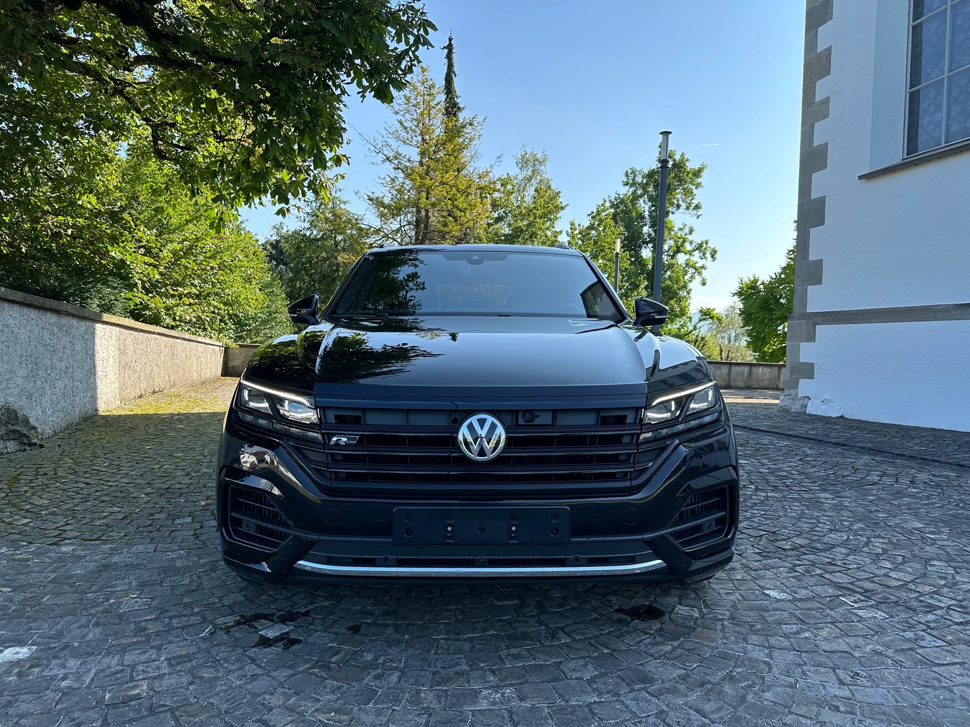 VW Touareg 4.0 V8 TDI R-Line Tiptronic-image-1