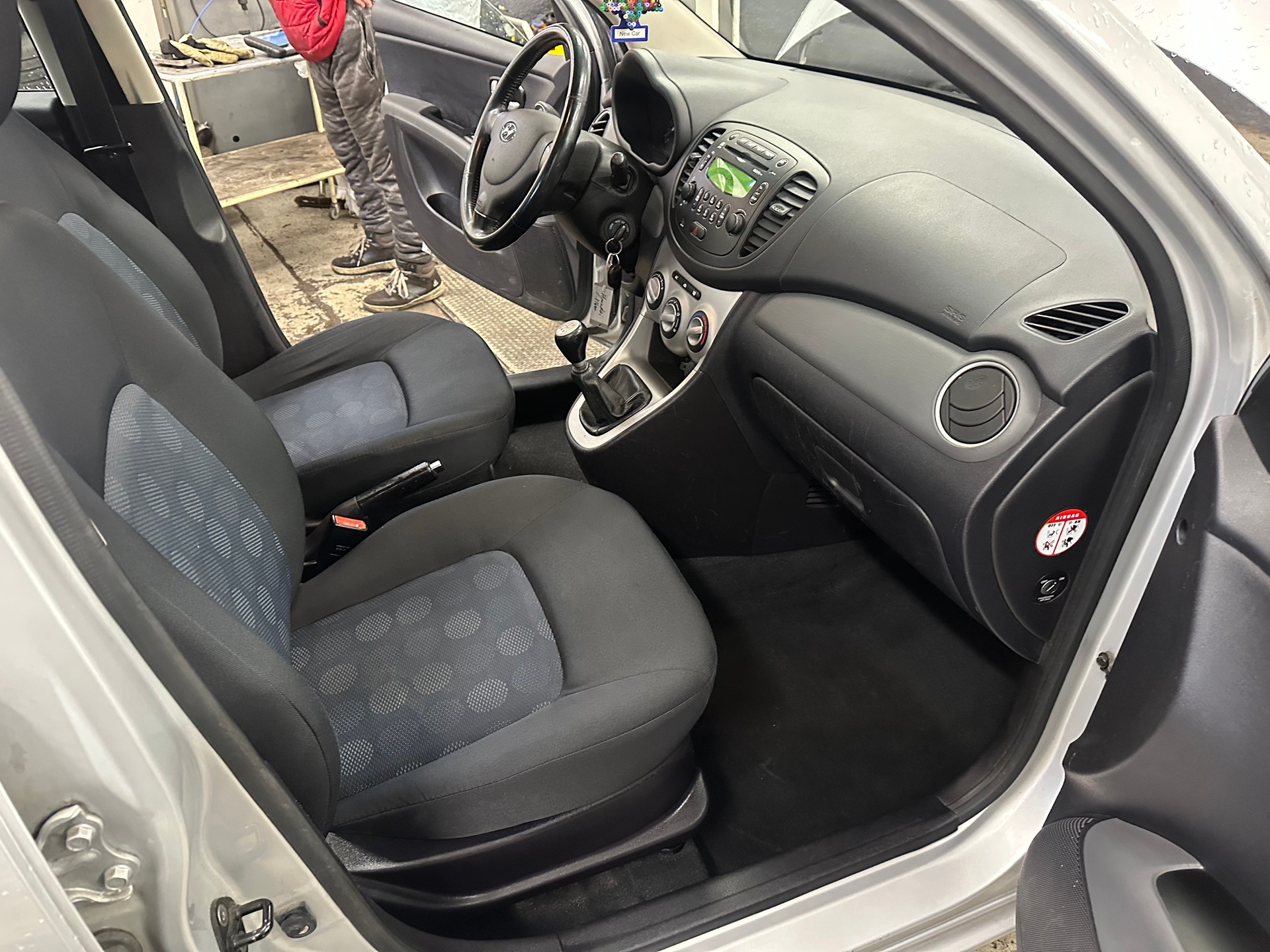 HYUNDAI i10 1.1 Comfort-image-7