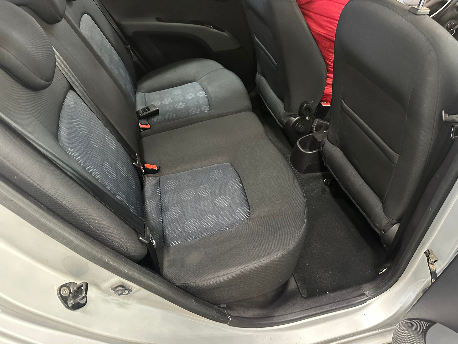 HYUNDAI i10 1.1 Comfort-image-9