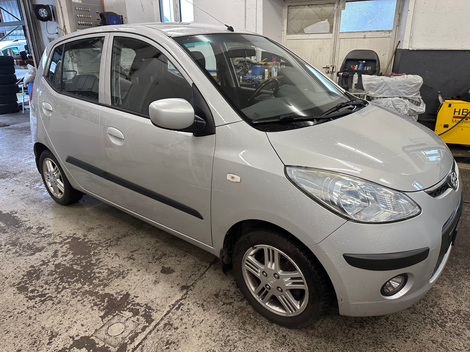 HYUNDAI i10 1.1 Comfort-image-5