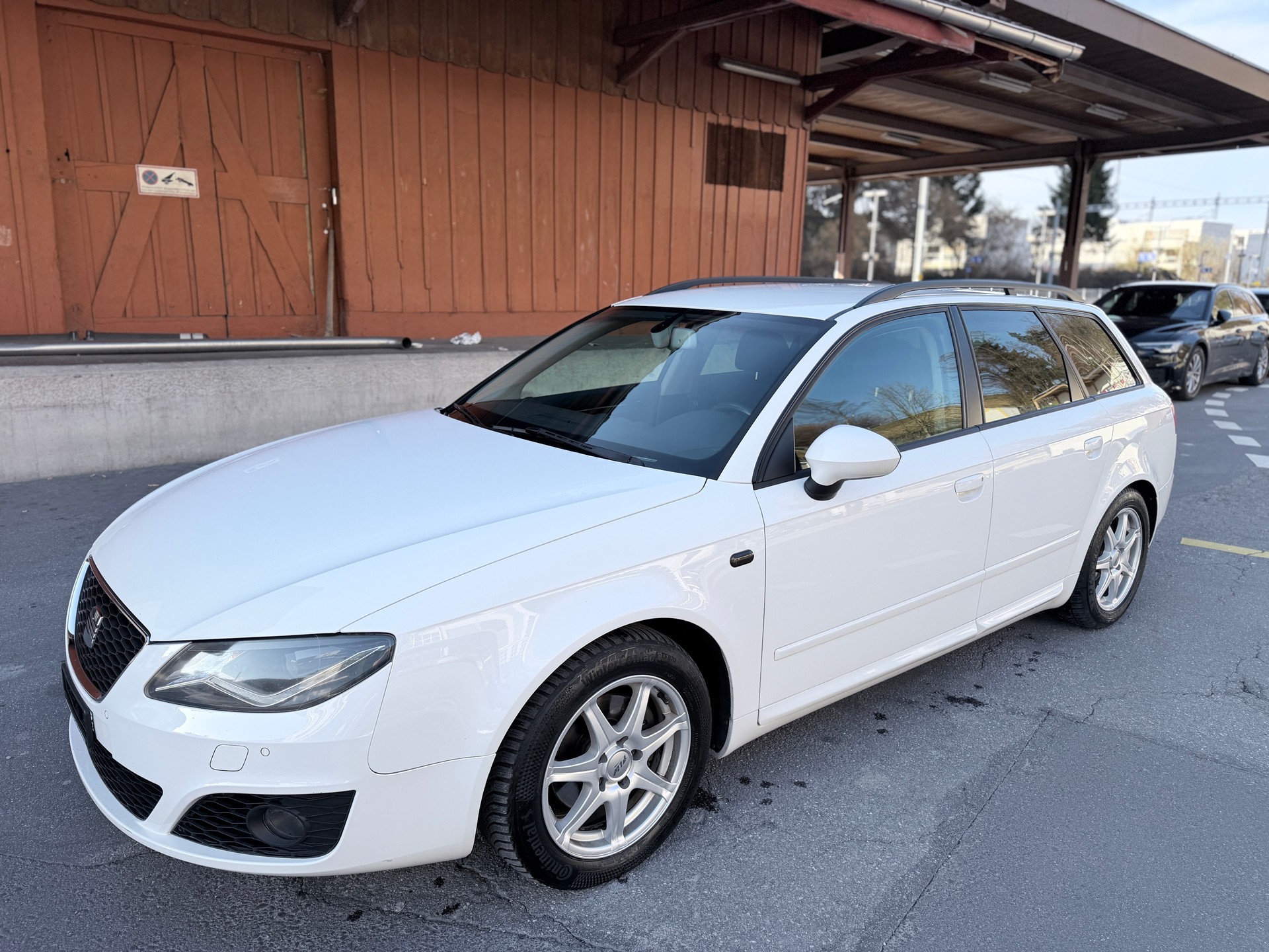 SEAT Exeo ST 2.0 TDI Style multitronic-image-2