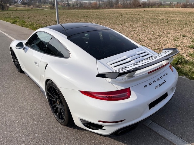 PORSCHE 911 Turbo S PDK-image-6