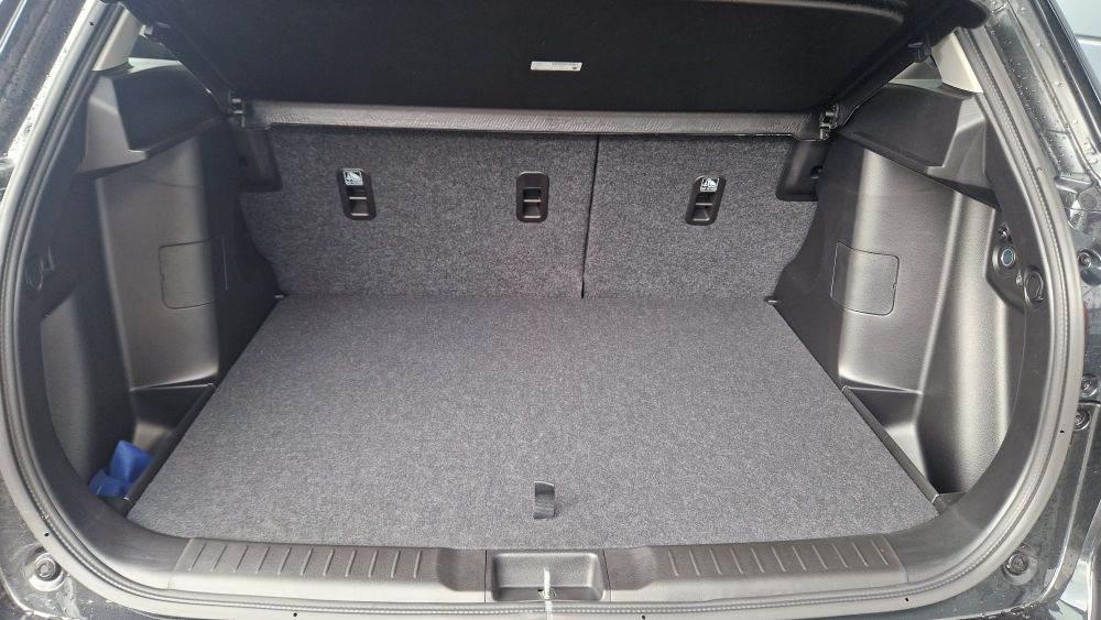 SUZUKI Vitara 1.4 T Sakura Top Hybrid 4x4-image-6