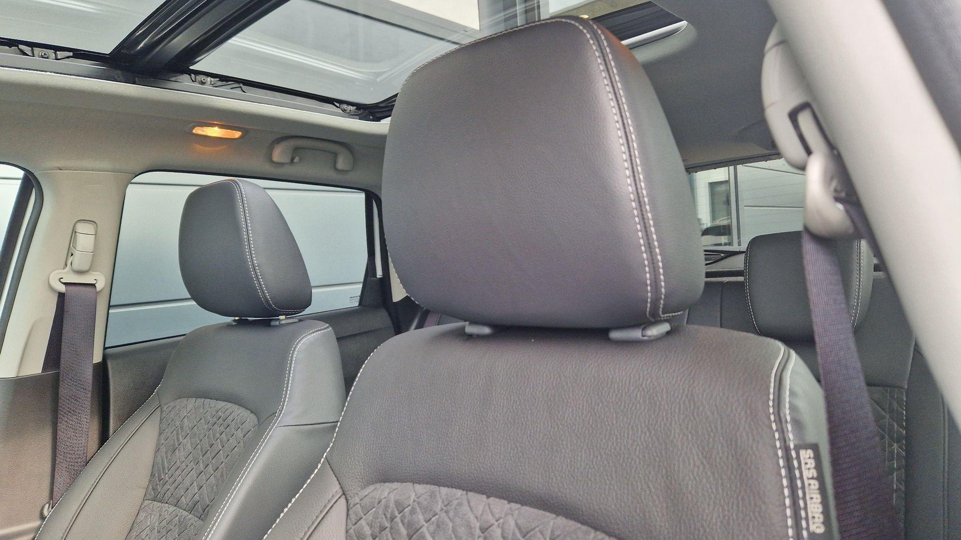 SUZUKI Vitara 1.4 T Sakura Top Hybrid 4x4-image-8