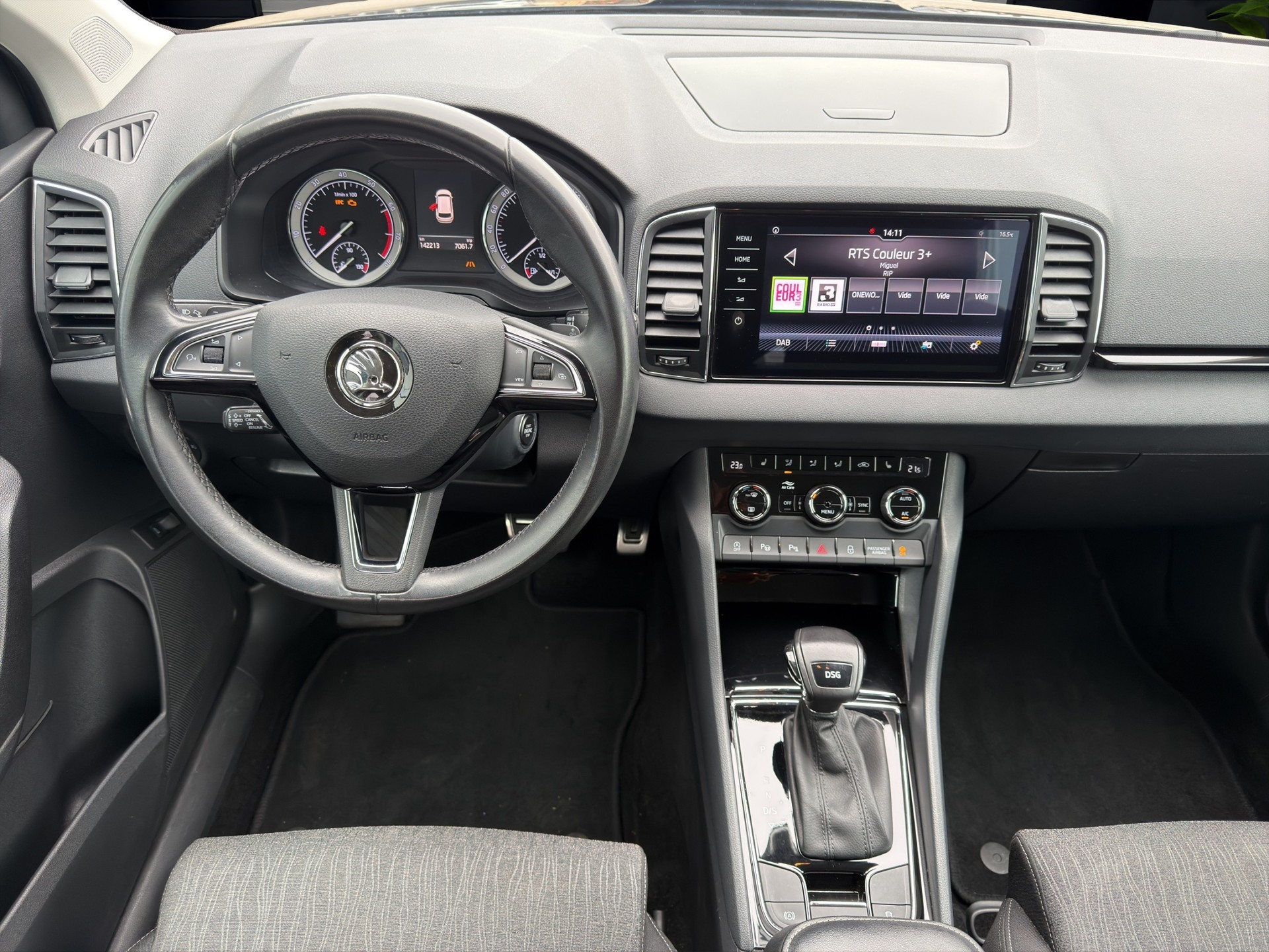 SKODA Karoq 1.5 TSI ACT Style DSG-image-8