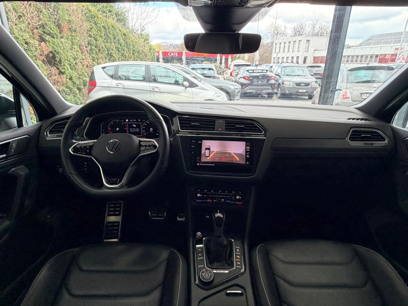 VW Tiguan 2.0 TDI SCR R-Line 4Motion DSG*Black Style*-image-8
