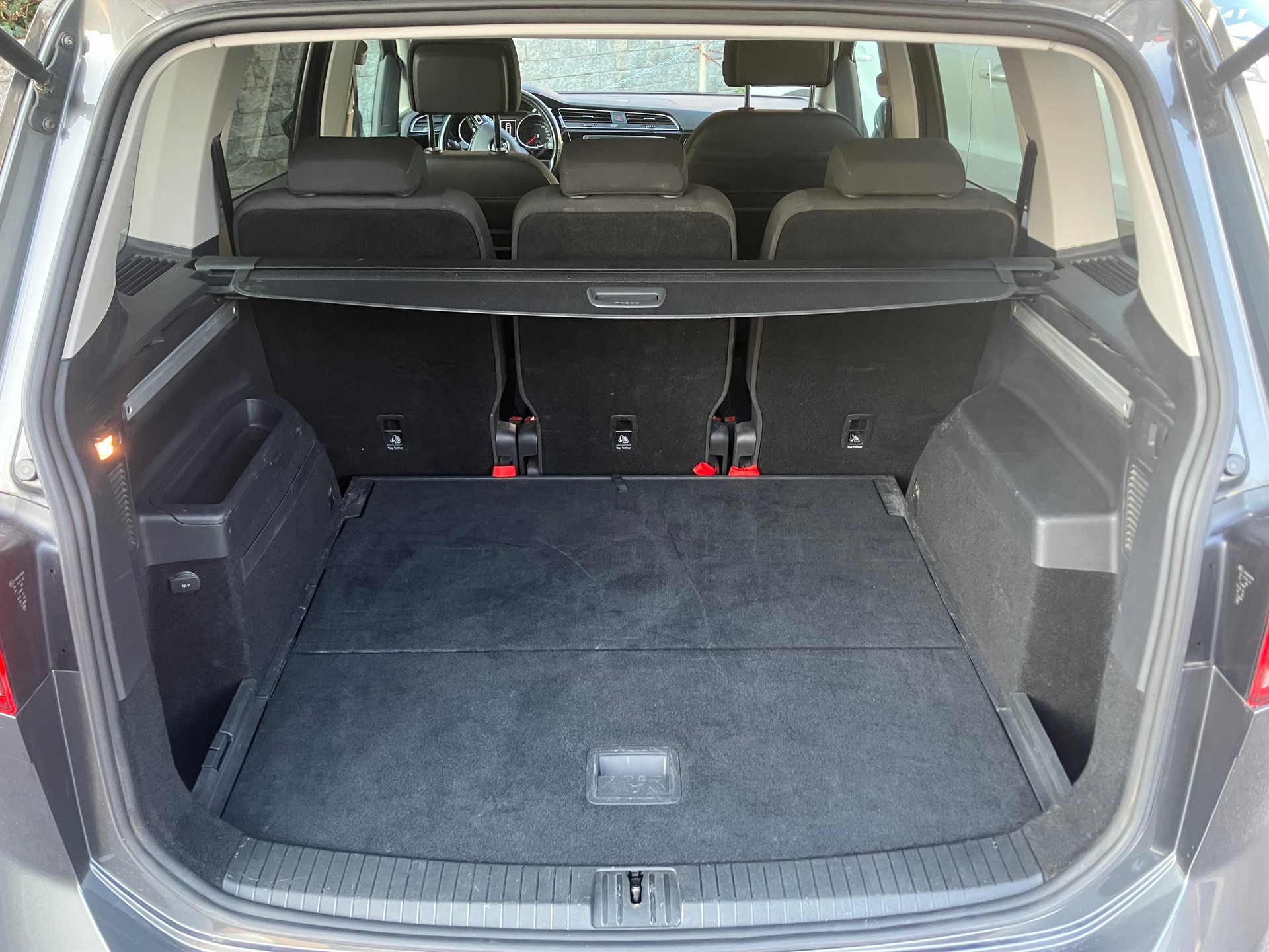 VW Touran 2.0 TDI BlueMotion Technology Comfortline DSG-image-4