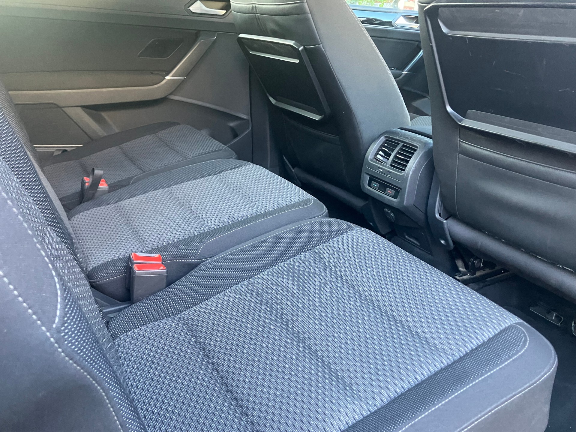 VW Touran 2.0 TDI BlueMotion Technology Comfortline DSG-image-5