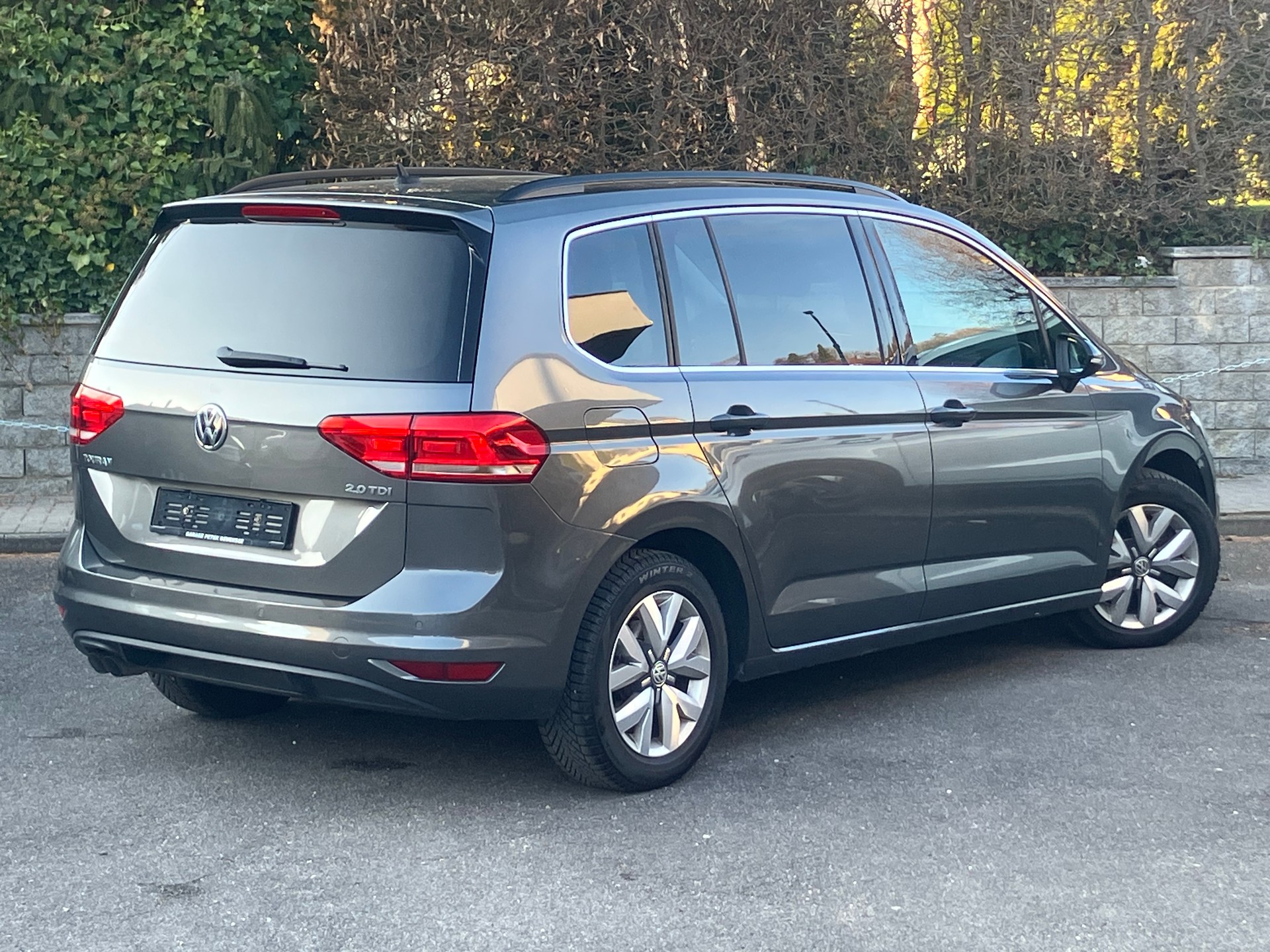 VW Touran 2.0 TDI BlueMotion Technology Comfortline DSG-image-2