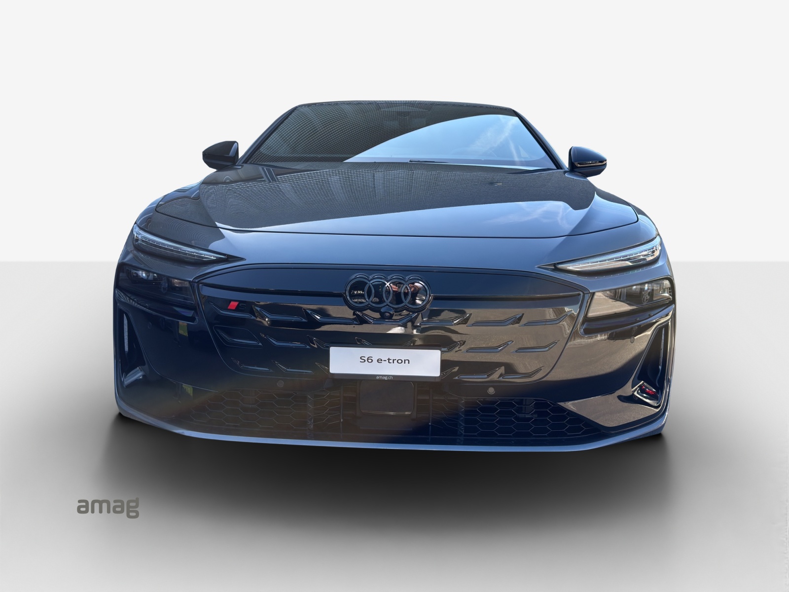 AUDI S6 Sportback e-tron quattro-image-6